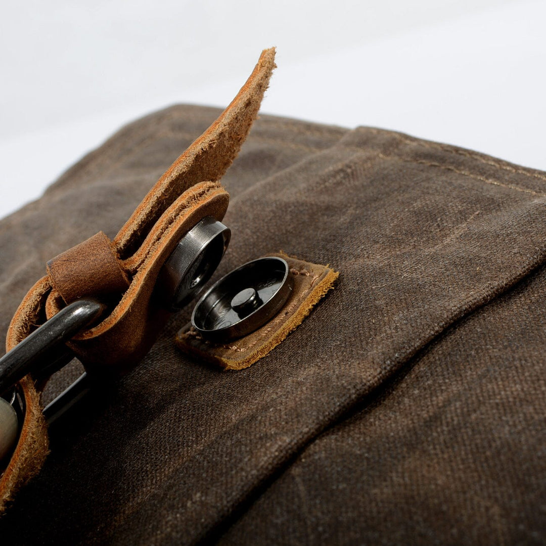 Small Canvas Messenger Bag | Theron