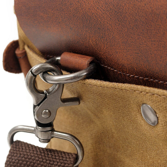 Alexander - Vintage-Style Canvas Crossbody Messenger Bag